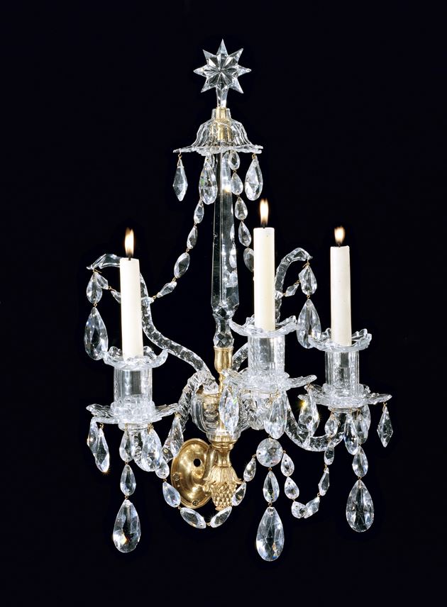 William Parker - A SET OF FOUR GEORGE III ORMOLU MOUNTED CUT GLASS WALL LIGHTS ATTRIBUTED TO WILLIAM PARKER | MasterArt